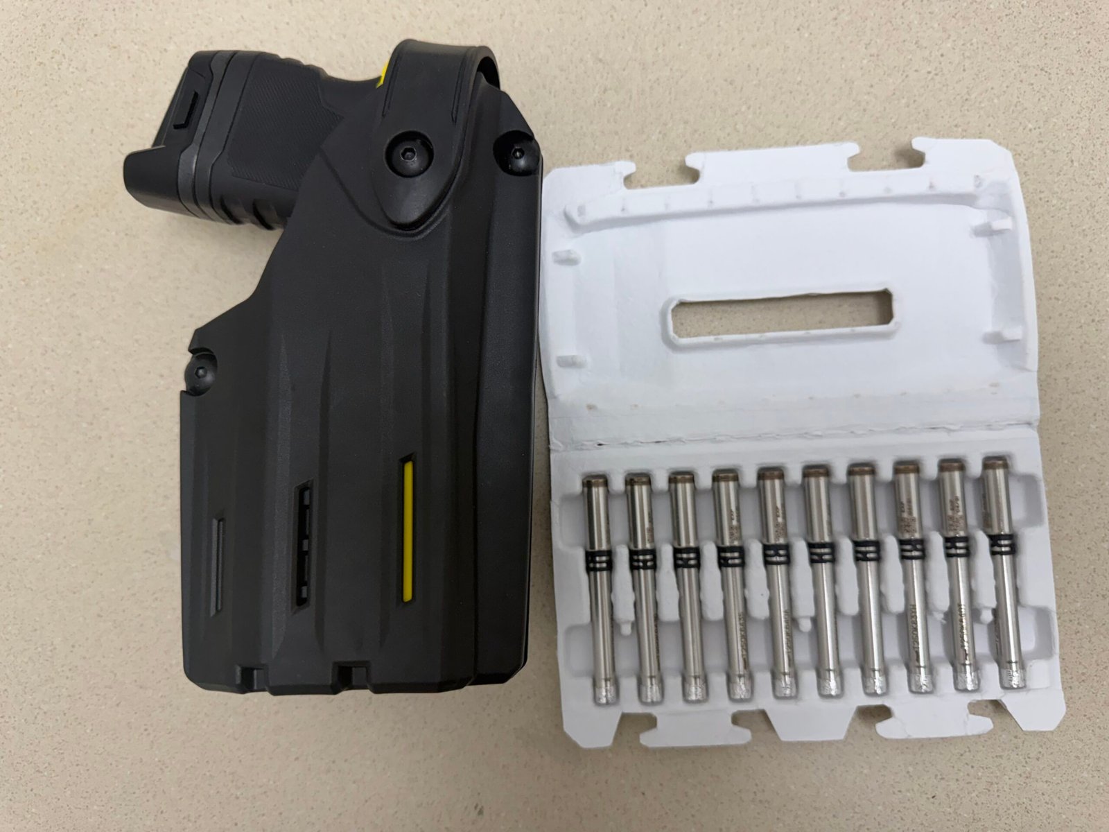 Brand new in bag Taser 10 with box of cartridges, holster and rechargeable battery -MUST CALL TO ORDER FFL REQUIRED - Image 3