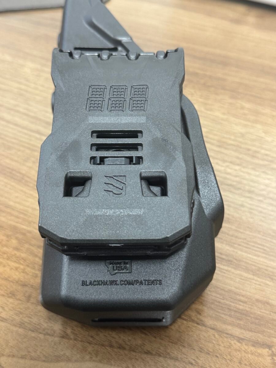 Taser 7CQ with holster, cartridges, battery, and free axon training course - Image 3