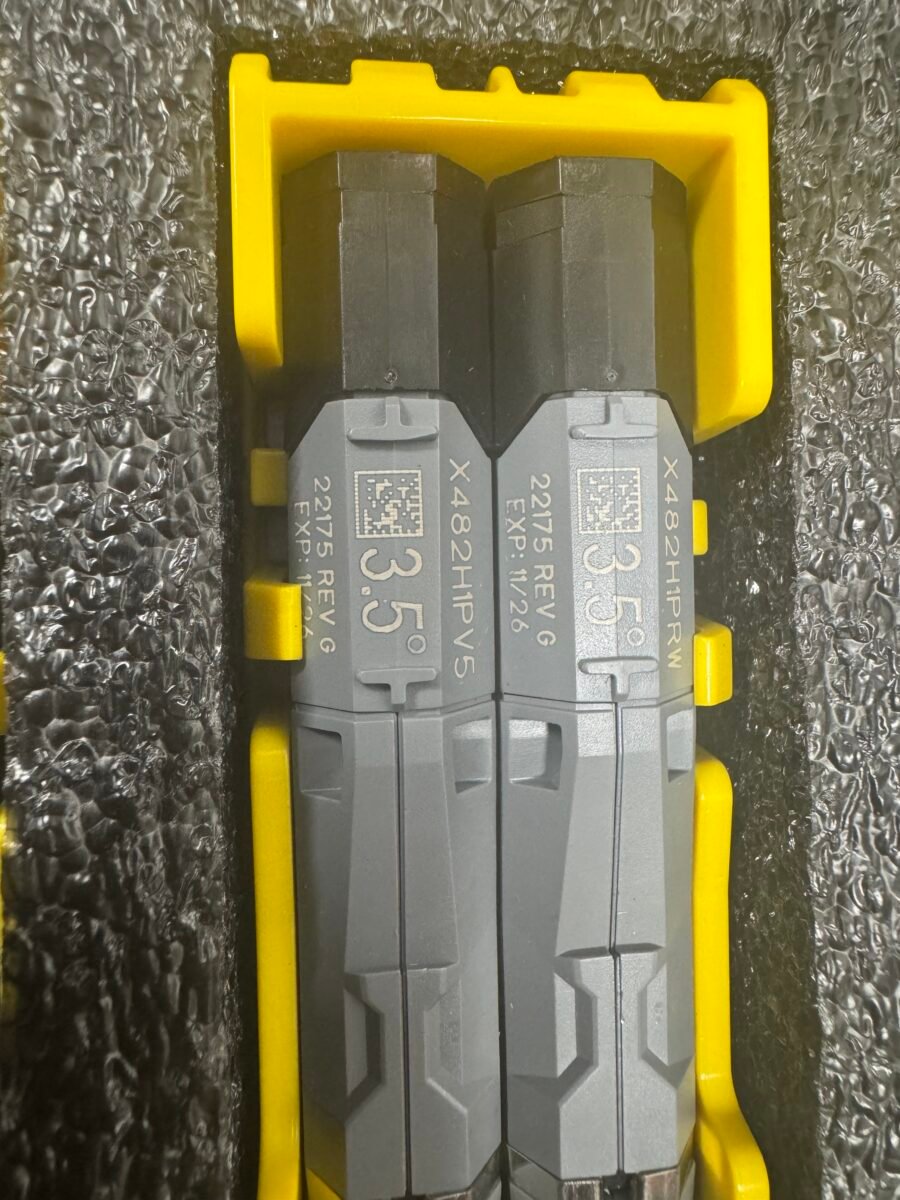 Taser 7 unexpired set of cartridges standoff or close quarter (one set is two pairs of cartridges) Expires 2026 - Image 2